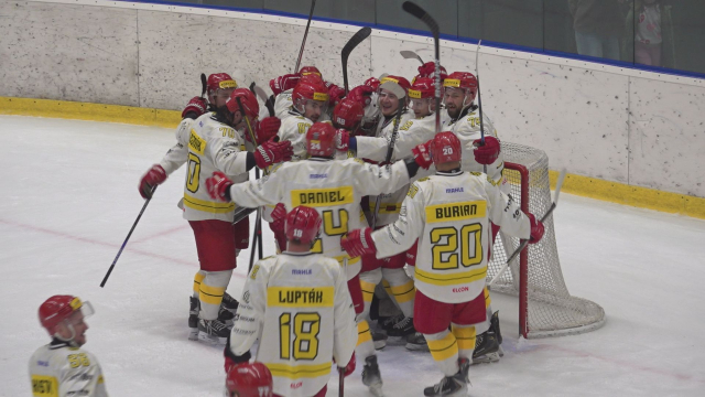 Dukla vybojovala finále  